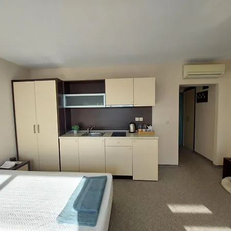 Berlin Golden Apart Otel